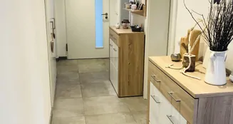 von_poll_real_estate_property_25201126_image_41