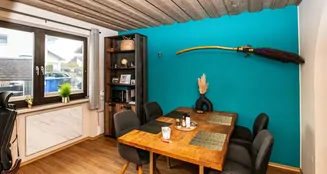 von_poll_real_estate_property_25201121_image_13