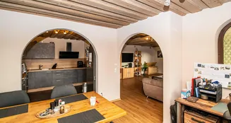 von_poll_real_estate_property_25201121_image_12