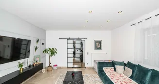 von_poll_real_estate_property_26201001_image_6