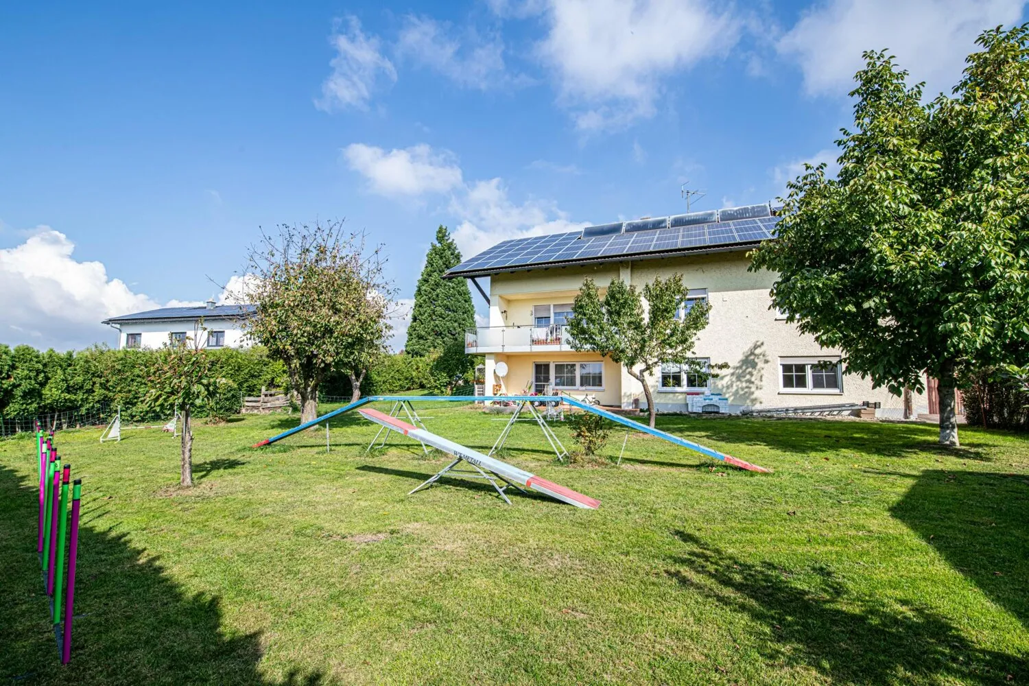 Vielseitig nutzbares Anwesen in Toplage für Familien oder Kapitalanleger