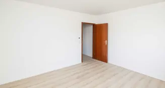 von_poll_real_estate_property_26201012_image_21