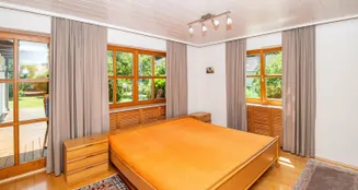 von_poll_real_estate_property_26201007_image_13