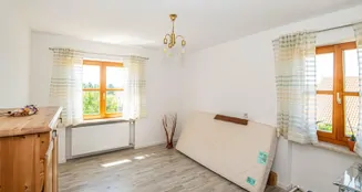 von_poll_real_estate_property_26201007_image_22