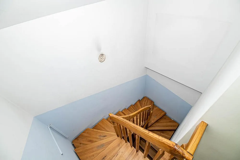 Treppe DG