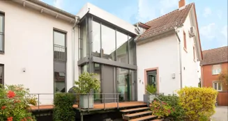 von_poll_real_estate_property_25059037_image_0