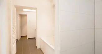 von_poll_real_estate_property_25059037_image_23