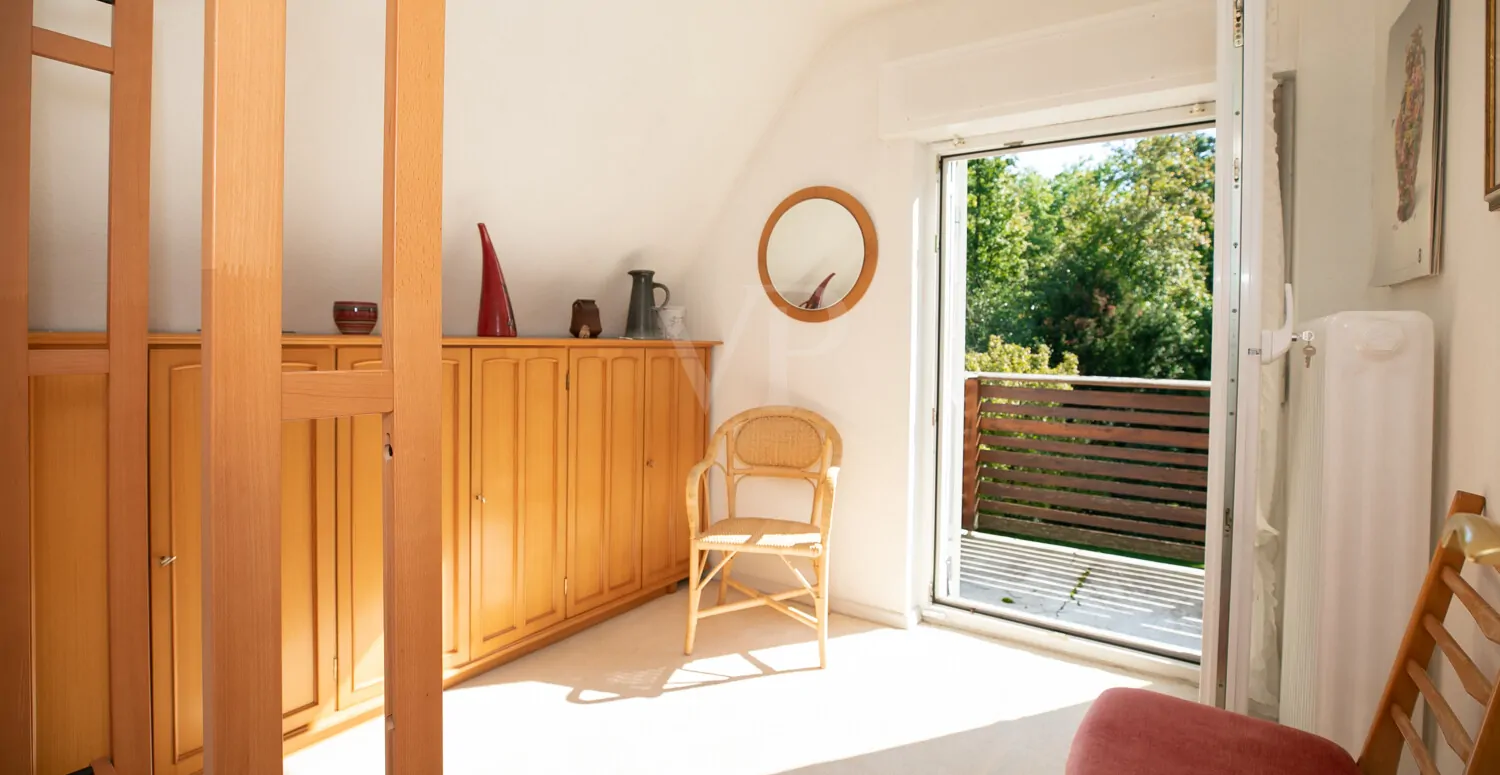 Schlafzimmer II mit Balkonzugang