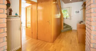 von_poll_real_estate_property_25059025_image_3