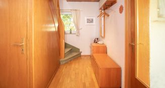 von_poll_real_estate_property_25059025_image_1