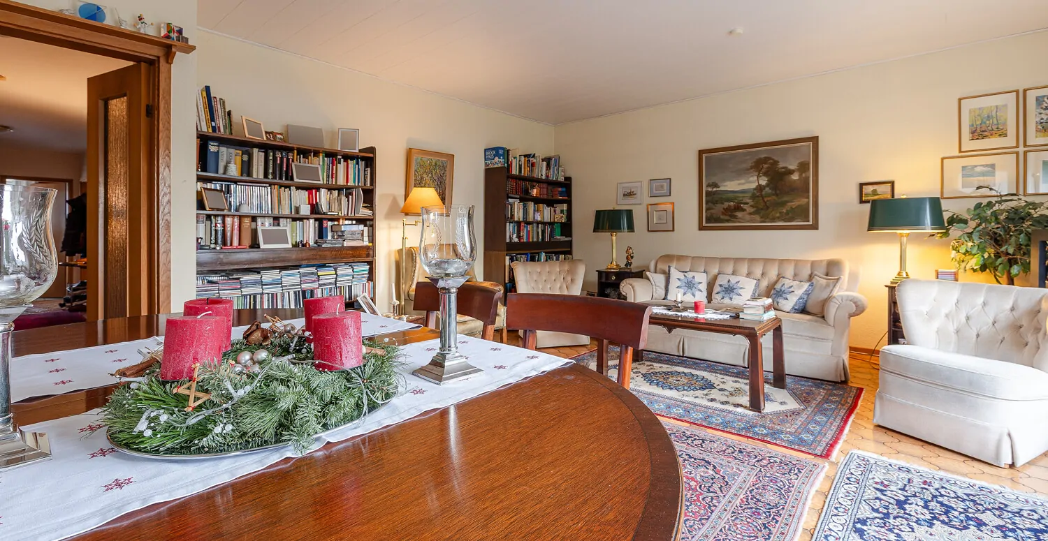 Wohn-/ Essbereich Ansicht II  - HP