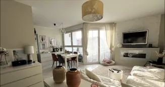 von_poll_real_estate_property_26059002_image_0