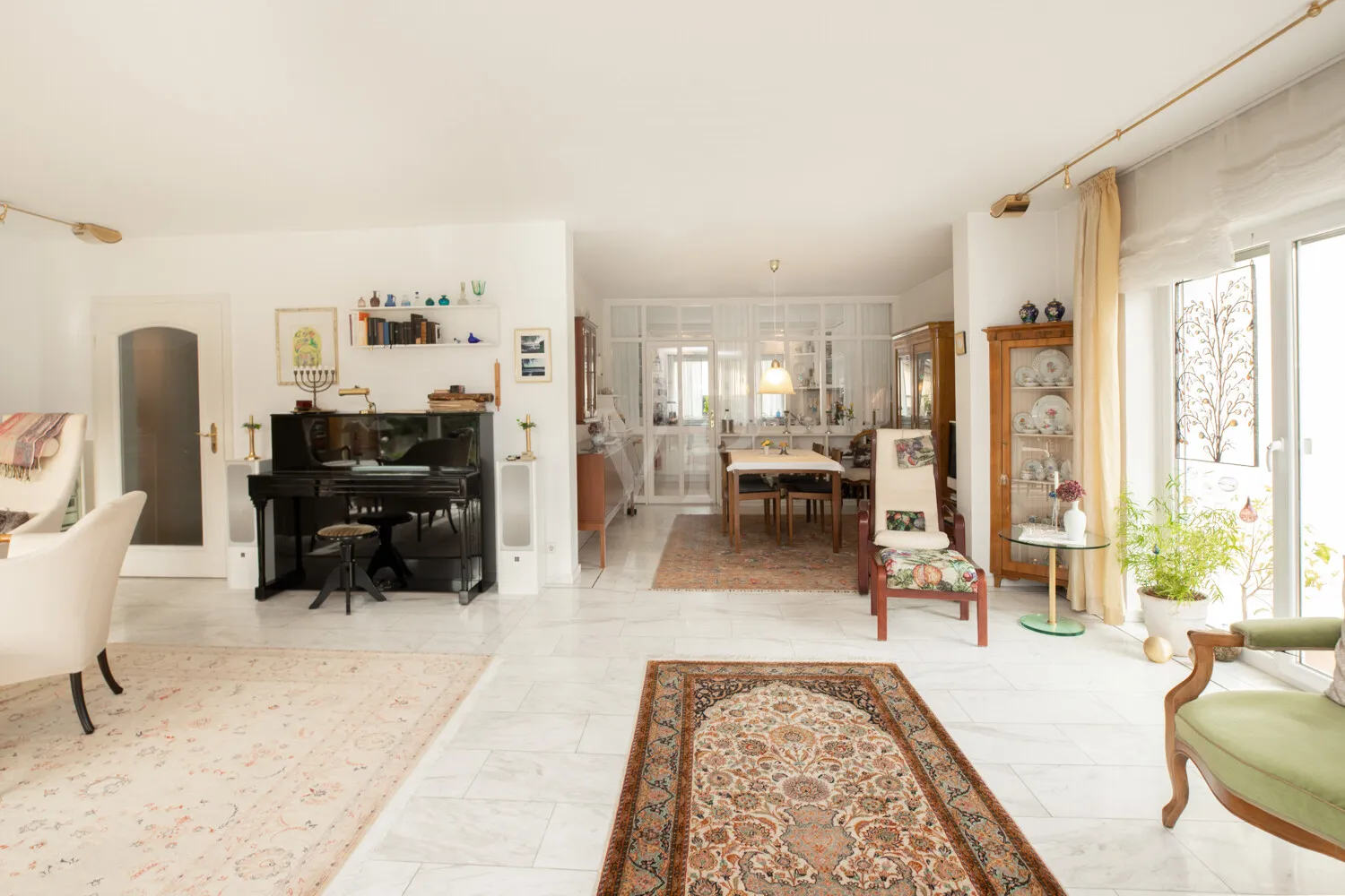 Blick in den Wohn-/Essbereich