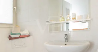 von_poll_real_estate_property_26059012_image_16