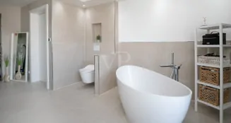 von_poll_real_estate_property_25059039_image_8