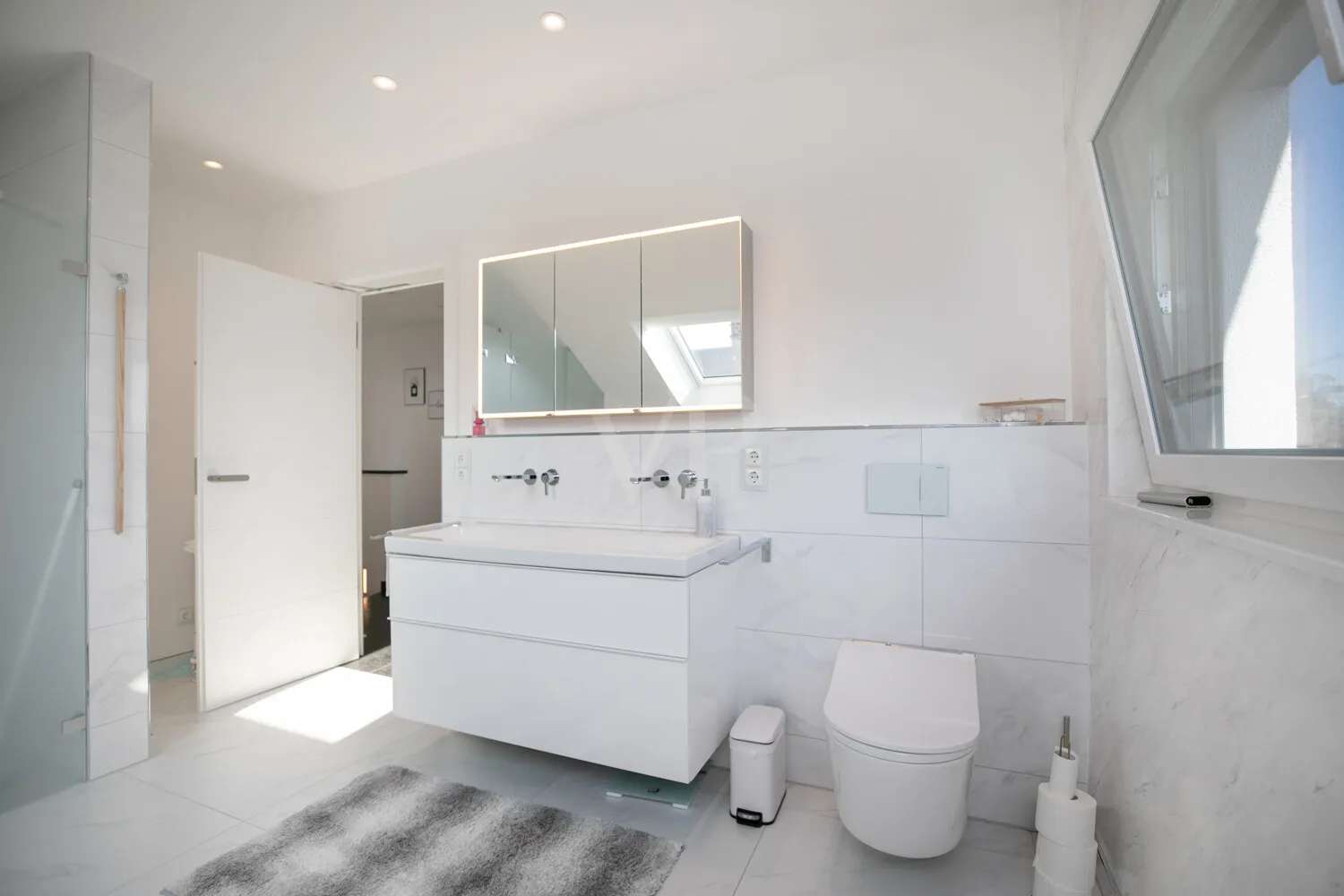 Tageslichtbadezimmer Dachgeschoss (II)