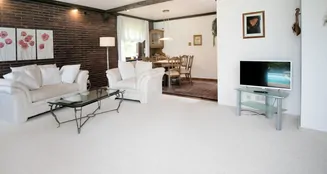 von_poll_real_estate_property_25059018_image_3