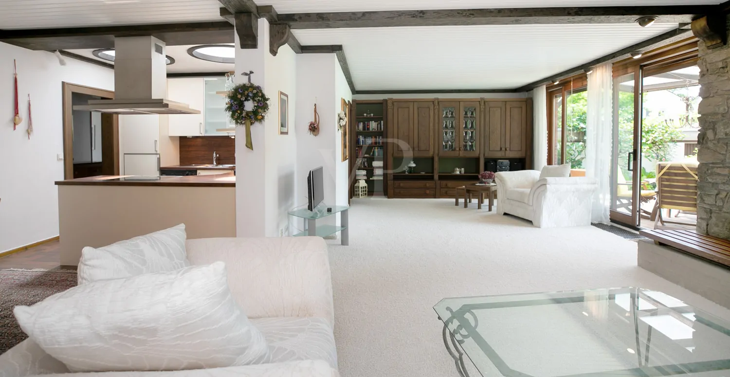 Wohnbereich mit offener Küche