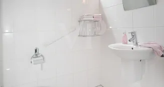 von_poll_real_estate_property_25059018_image_9