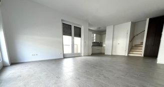 von_poll_real_estate_property_25059019_image_0