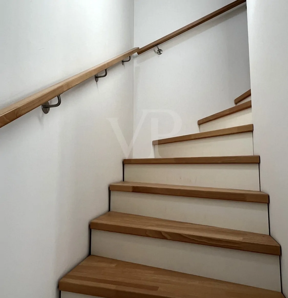 Treppenaufgang zum Dachgeschoss