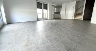 von_poll_real_estate_property_25059033_image_1
