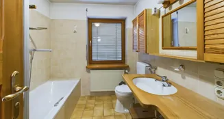 von_poll_real_estate_property_24185020_image_6