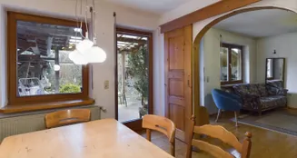 von_poll_real_estate_property_24185020_image_1