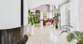 von_poll_real_estate_property_25185005_image_0