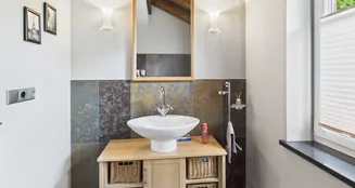 von_poll_real_estate_property_25185005_image_12