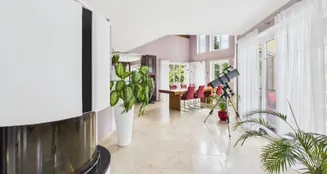 von_poll_real_estate_property_25185005_image_1