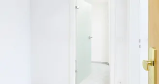 von_poll_real_estate_property_25185008_image_1