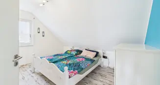 von_poll_real_estate_property_25185015_image_8