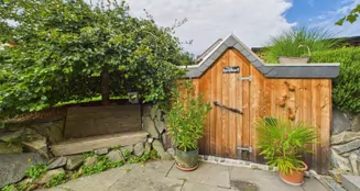 von_poll_real_estate_property_25185015_image_10