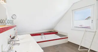 von_poll_real_estate_property_25185015_image_7