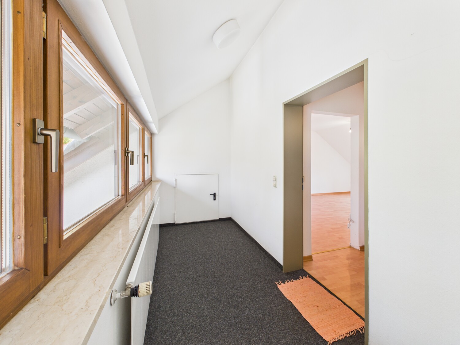 Eingangsbereich v. Wohnungstür
