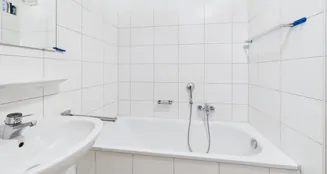 von_poll_real_estate_property_25185017_image_4