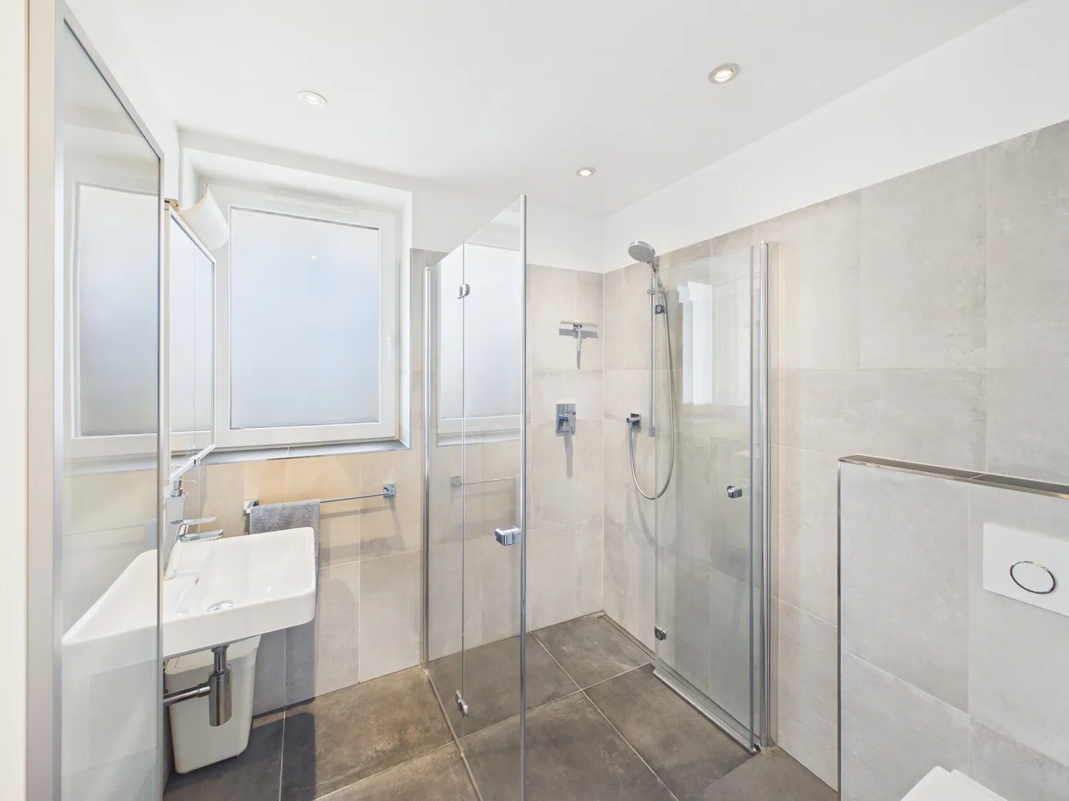 WE 2 - Badezimmer EG