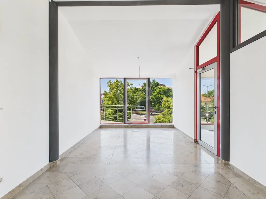 DG Empfang / Büro