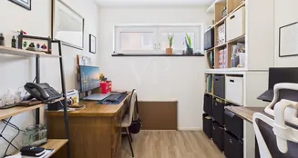 von_poll_real_estate_property_25146022_image_6