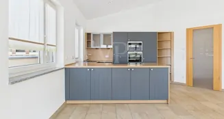 von_poll_real_estate_property_25146006_image_8