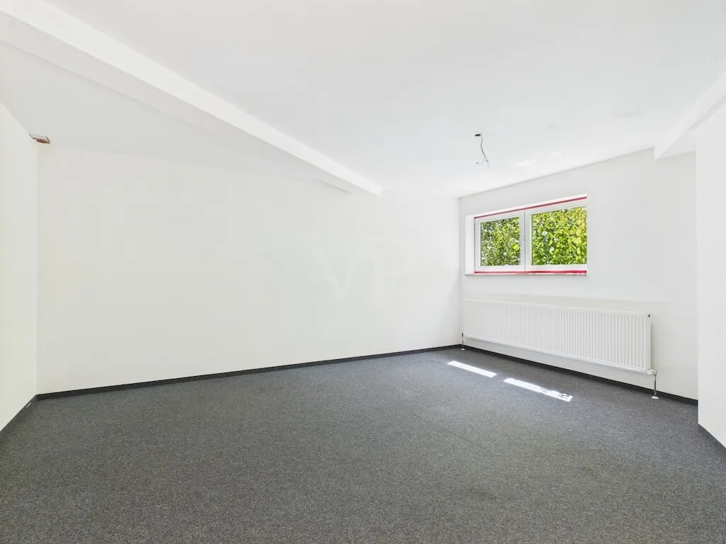 Souterrain Büro