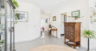 von_poll_real_estate_property_25146110_image_4