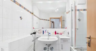 von_poll_real_estate_property_25146020_image_6