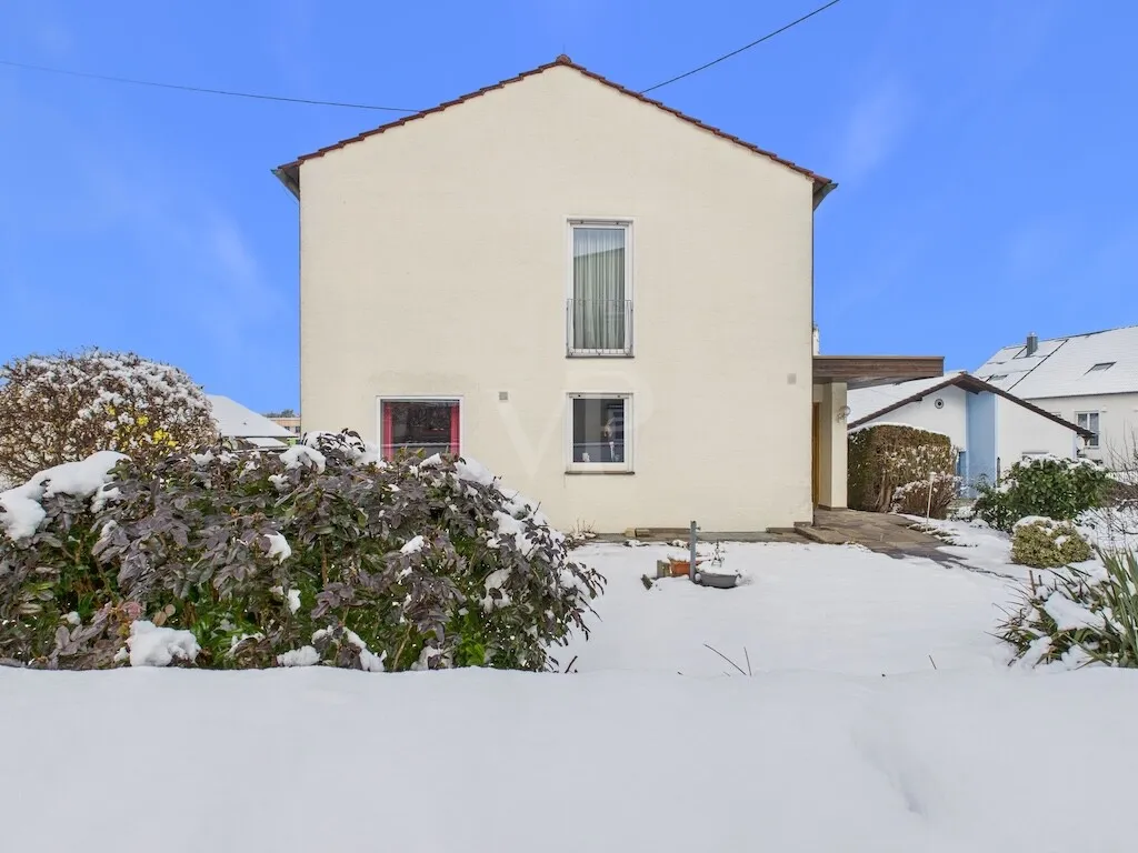 Einfamilienhaus mit herrlich großem Garten, in zentraler Lage - Gaimersheim