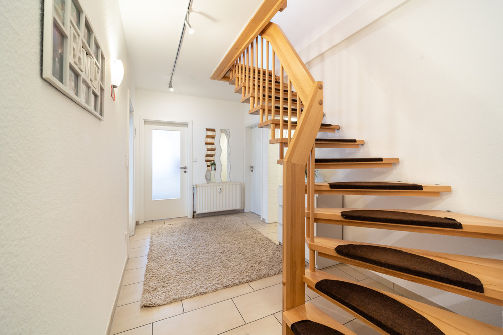 Innerer Treppenaufgang innerhalb der Wohnung