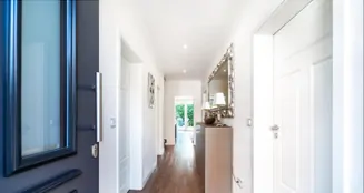 von_poll_real_estate_property_25220063_image_0