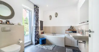 von_poll_real_estate_property_25220063_image_1