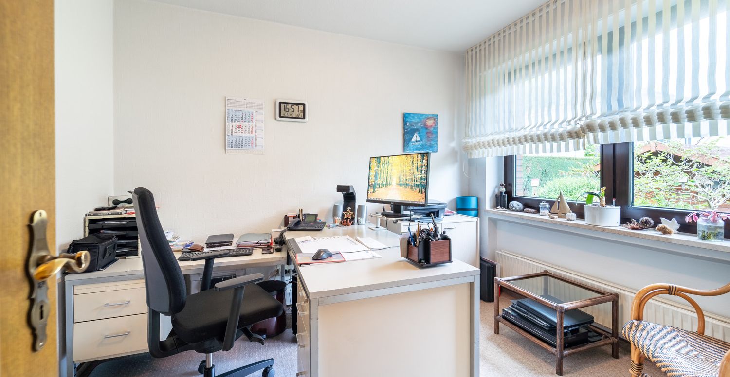 Büro