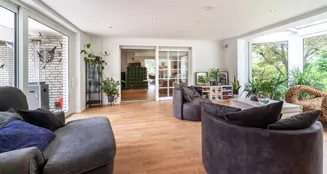 von_poll_real_estate_property_24220010_image_7